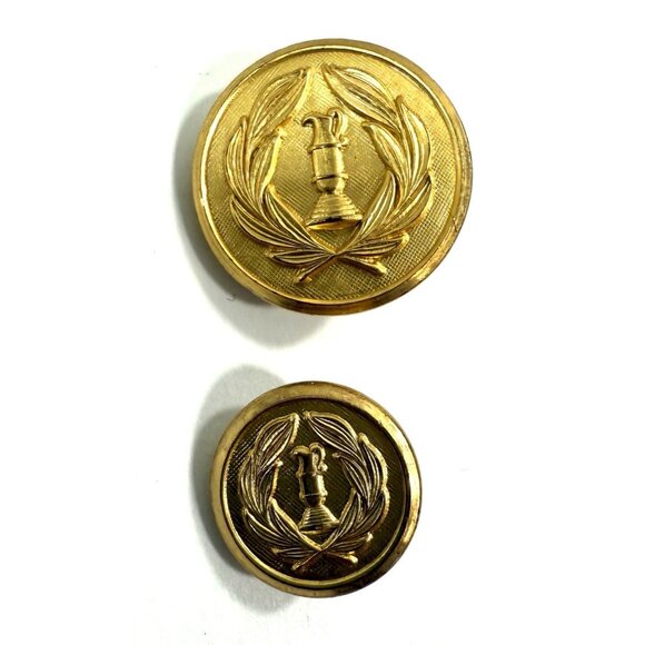 Hart Schaffner Marx Gold Tone Replacement Buttons 8 Laurel Wreath Waterbury USA - Picture 4 of 8